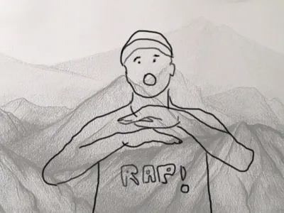 Un rapero con gorra y la palabra RAP en la remera hace un gesto con las manos, con las montañas detrás.